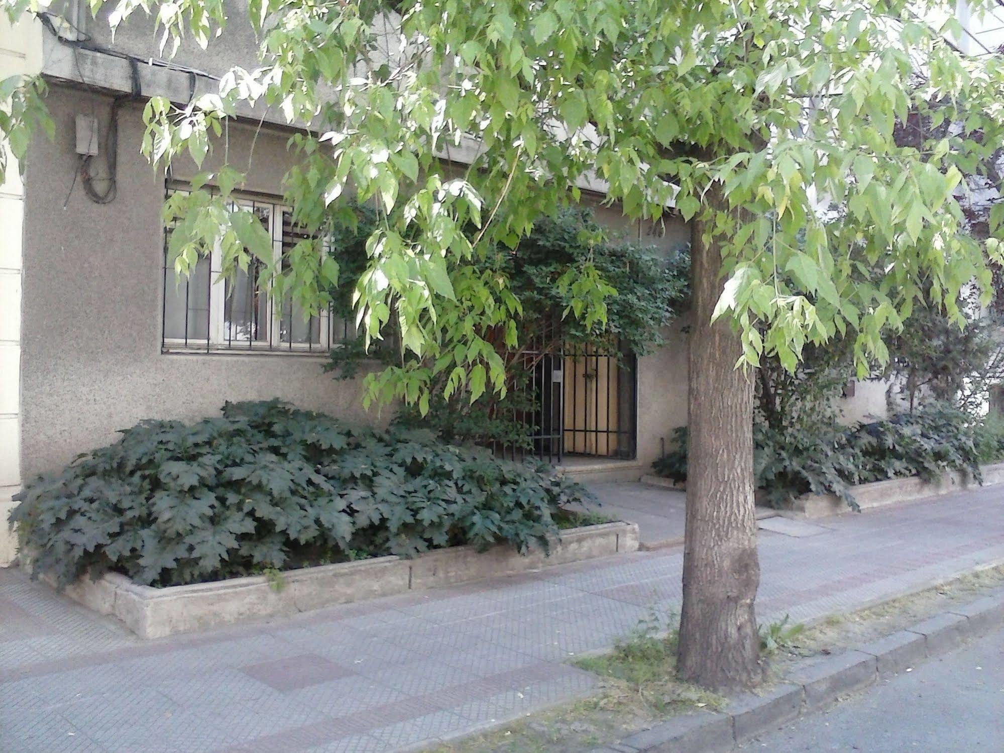 Marilu 'S Bed And Breakfast Hostel Santiago Exterior foto